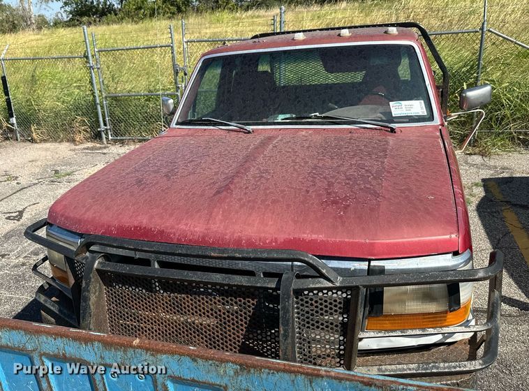 image for item DS7156 1997 Ford F250 HD  SuperCab bale bed pickup truck