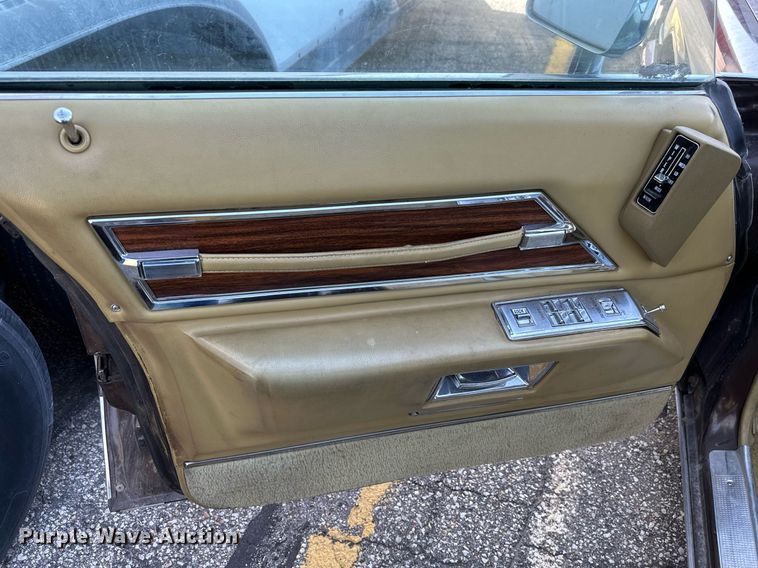 image for item DS7177 1972 Cadillac DeVille