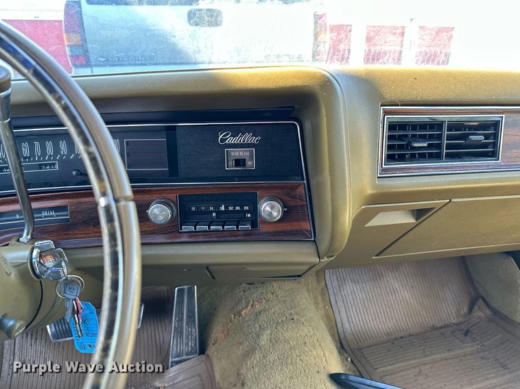 image for item DS7177 1972 Cadillac DeVille