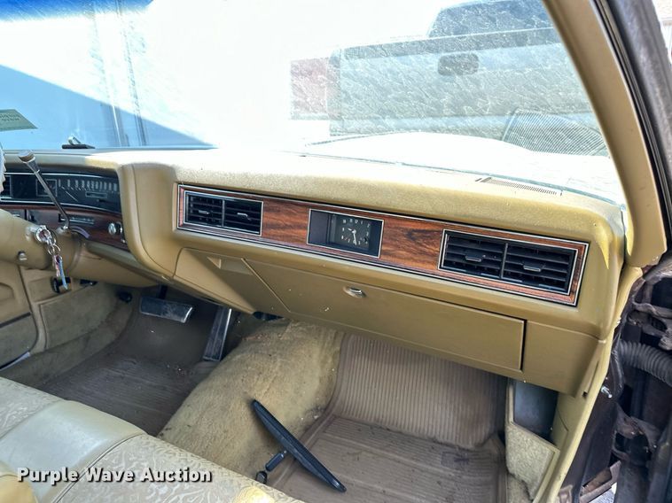 image for item DS7177 1972 Cadillac DeVille