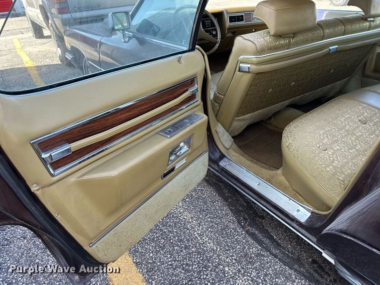 image for item DS7177 1972 Cadillac DeVille