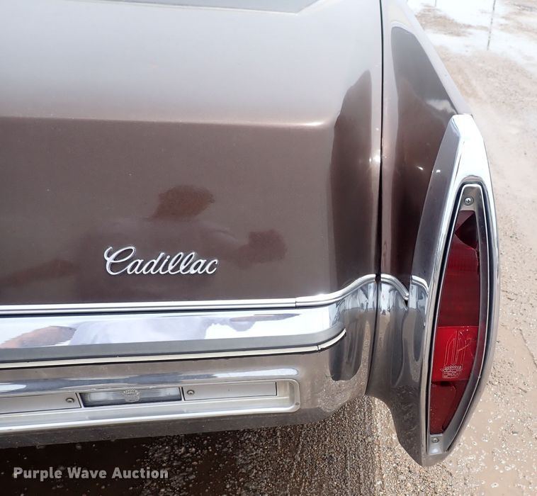image for item DS7177 1972 Cadillac DeVille