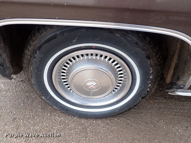 image for item DS7177 1972 Cadillac DeVille