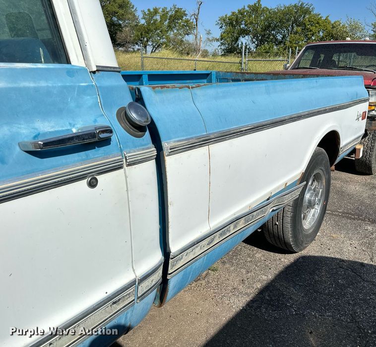 image for item DS7179 1971 Chevrolet C20  pickup truck