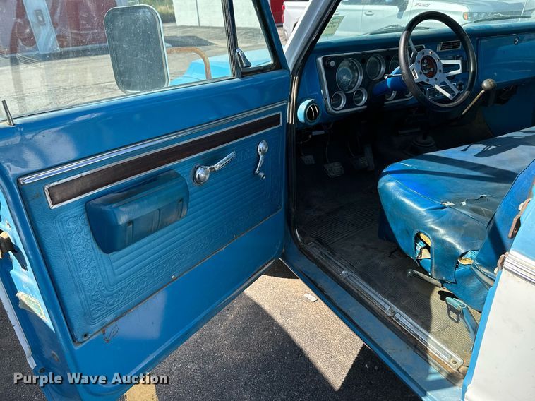 image for item DS7179 1971 Chevrolet C20  pickup truck