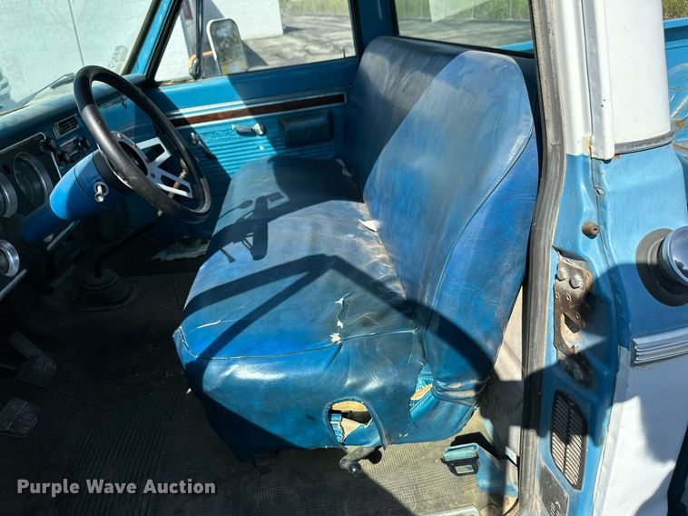 image for item DS7179 1971 Chevrolet C20  pickup truck