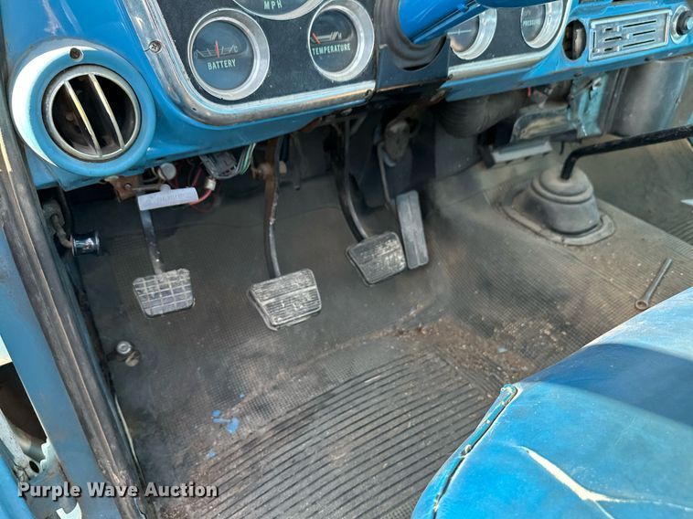 image for item DS7179 1971 Chevrolet C20  pickup truck