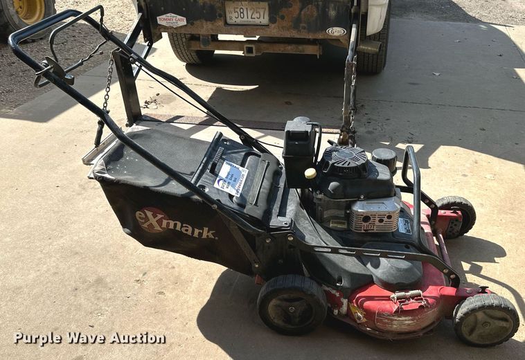 image for item DV1000 Exmark lawn mower