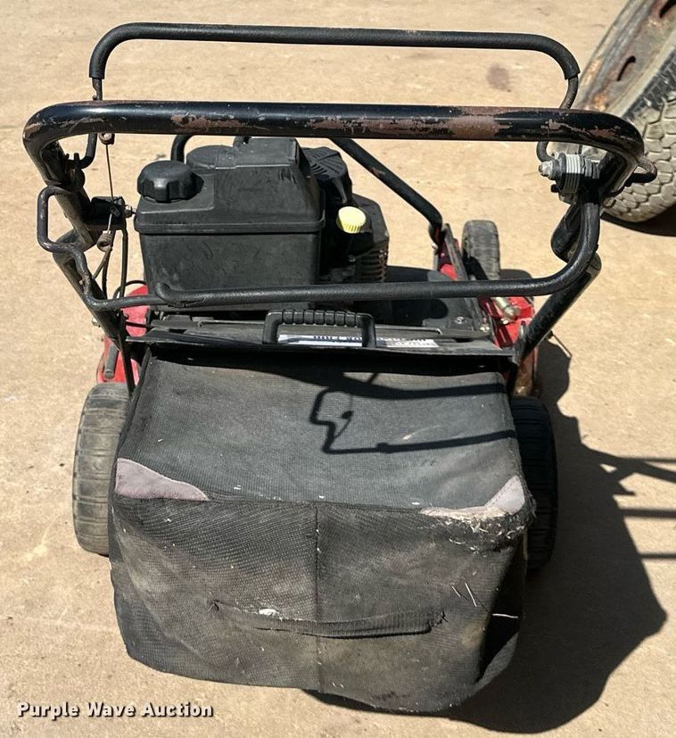 image for item DV1000 Exmark lawn mower