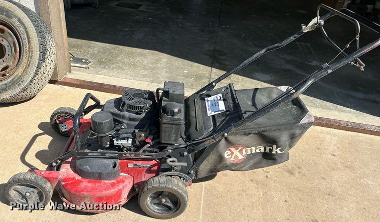 image for item DV1000 Exmark lawn mower