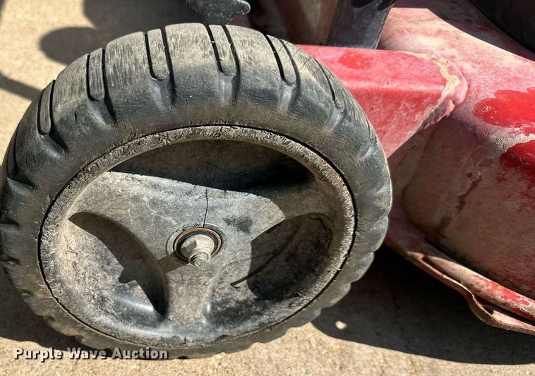 image for item DV1000 Exmark lawn mower