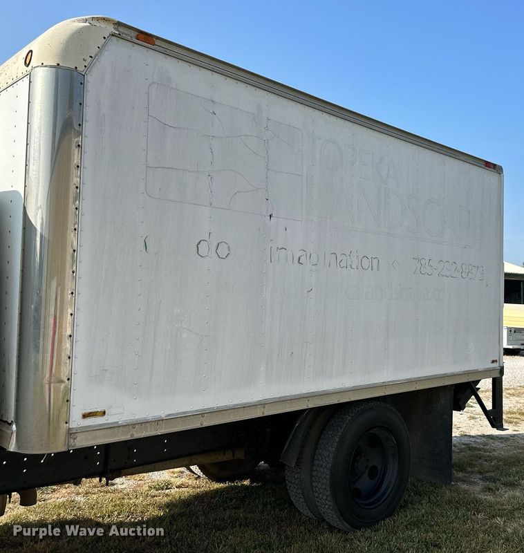 image for item DV1004 1990 International 4600 box truck