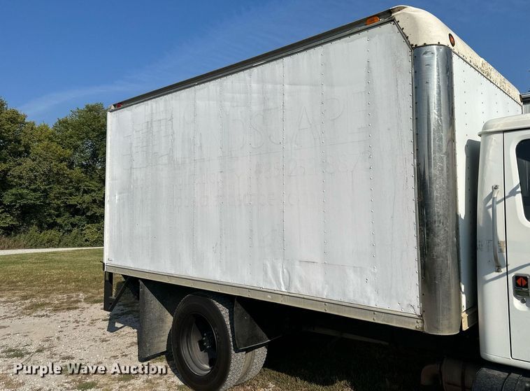 image for item DV1004 1990 International 4600 box truck