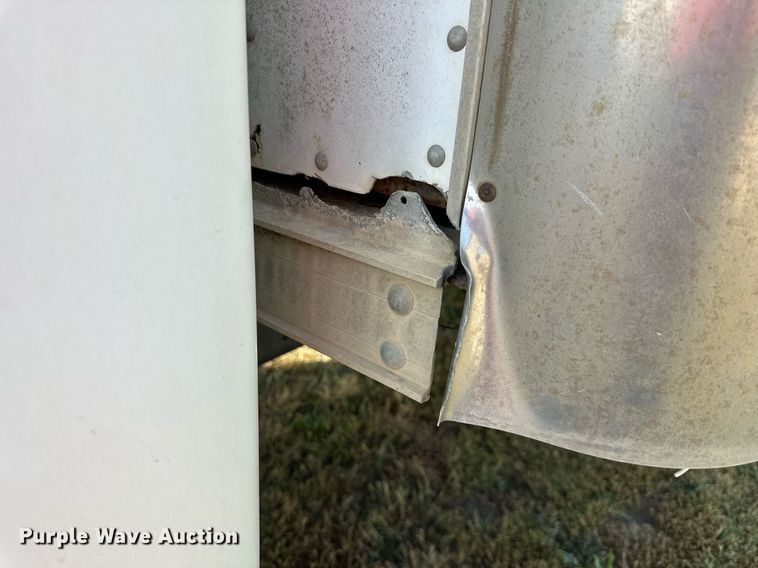 image for item DV1004 1990 International 4600 box truck