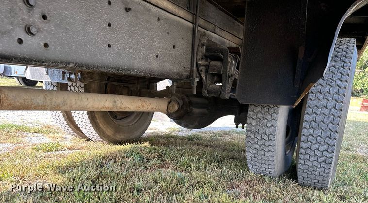 image for item DV1004 1990 International 4600 box truck