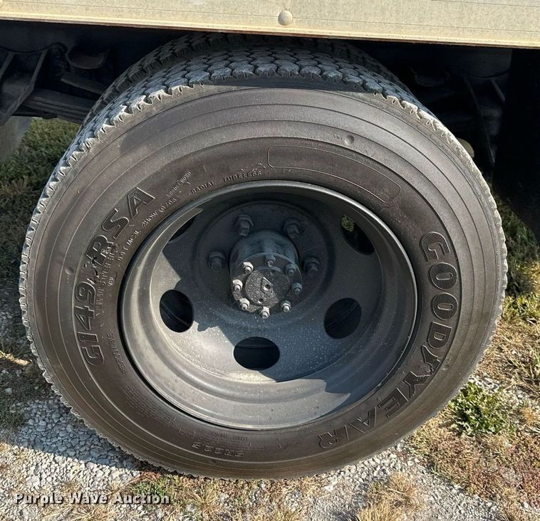 image for item DV1004 1990 International 4600 box truck