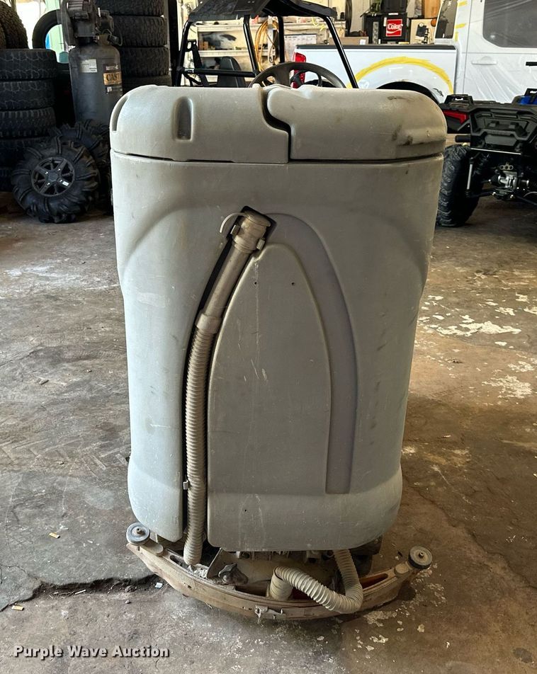 image for item DV1008 Advance Avenger  floor scrubber