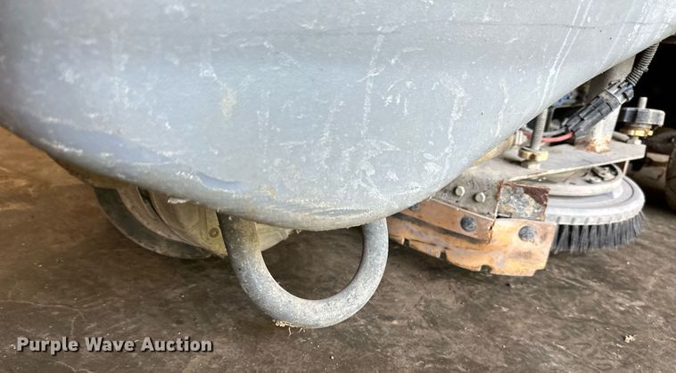 image for item DV1008 Advance Avenger  floor scrubber