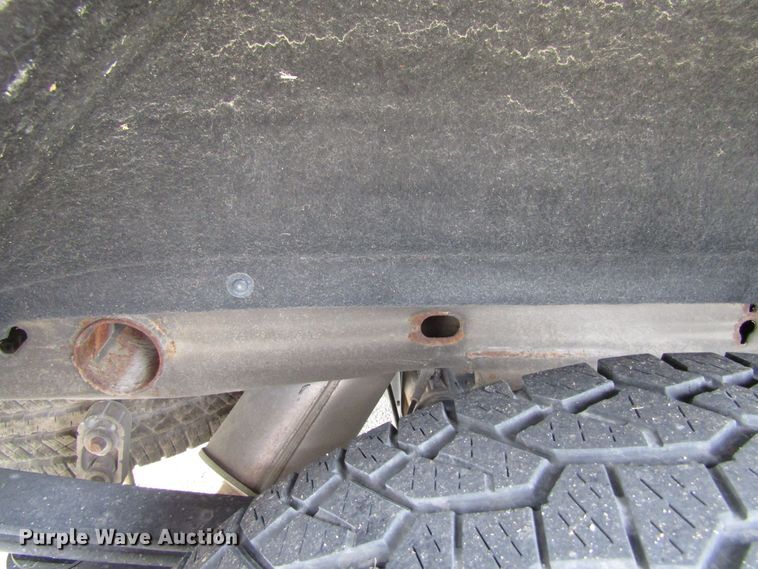 image for item EV9387 2018 Chevrolet Silverado 1500  Crew Cab pickup truck