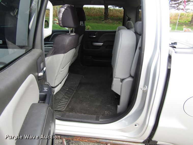 image for item EV9387 2018 Chevrolet Silverado 1500  Crew Cab pickup truck