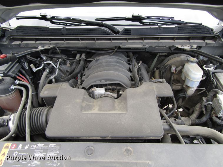 image for item EV9387 2018 Chevrolet Silverado 1500  Crew Cab pickup truck