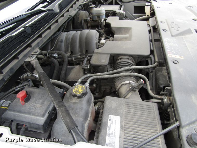 image for item EV9387 2018 Chevrolet Silverado 1500  Crew Cab pickup truck