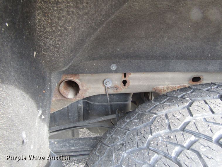 image for item EV9387 2018 Chevrolet Silverado 1500  Crew Cab pickup truck