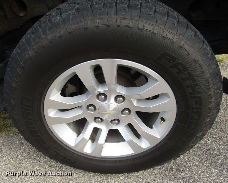 image for item EV9387 2018 Chevrolet Silverado 1500  Crew Cab pickup truck