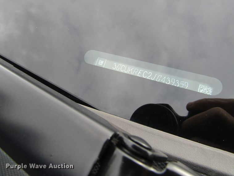 image for item EV9387 2018 Chevrolet Silverado 1500  Crew Cab pickup truck