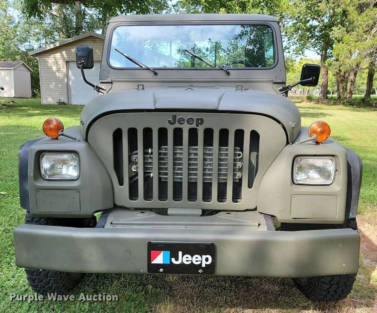 image for item HY9112 1984 AMC Jeep CJ10  pickup truck