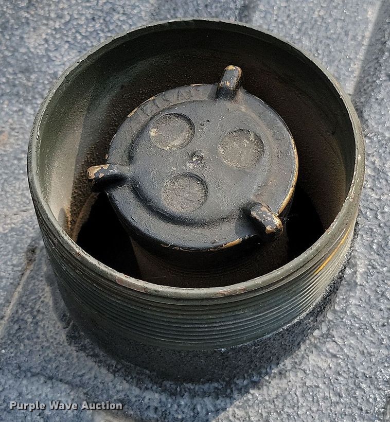 image for item HY9112 1984 AMC Jeep CJ10  pickup truck