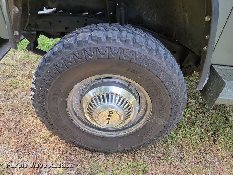 image for item HY9112 1984 AMC Jeep CJ10  pickup truck