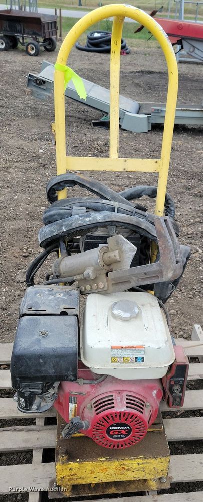 image for item IQ9899 Cable shear