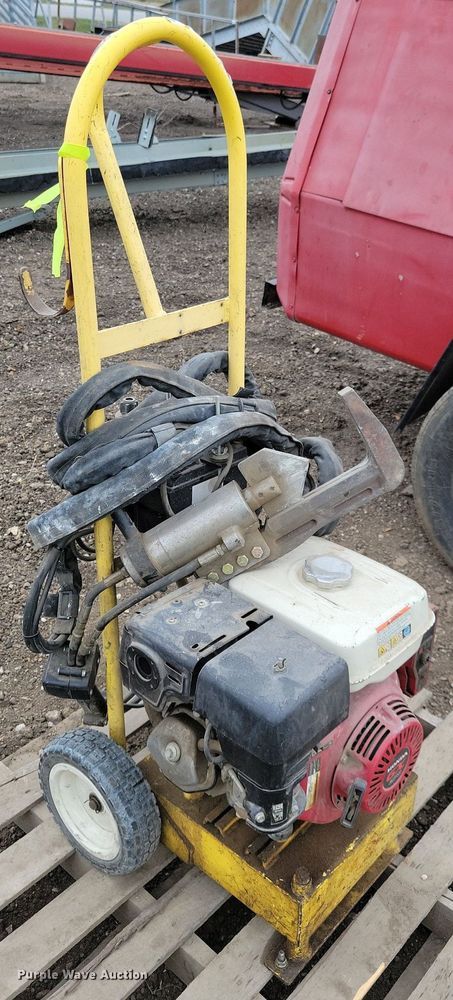 image for item IQ9899 Cable shear