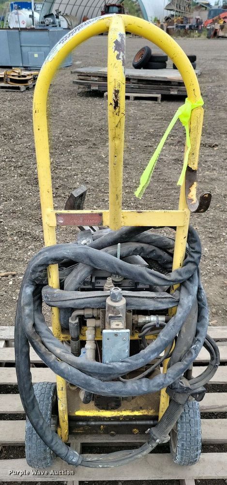 image for item IQ9899 Cable shear