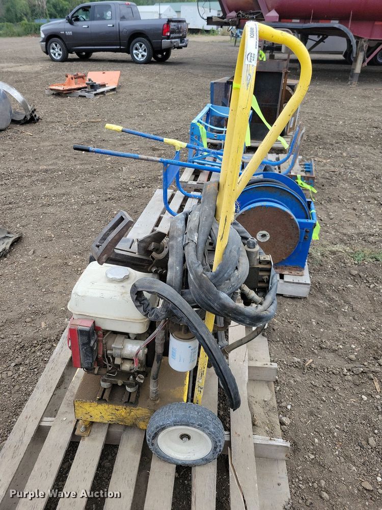 image for item IQ9899 Cable shear