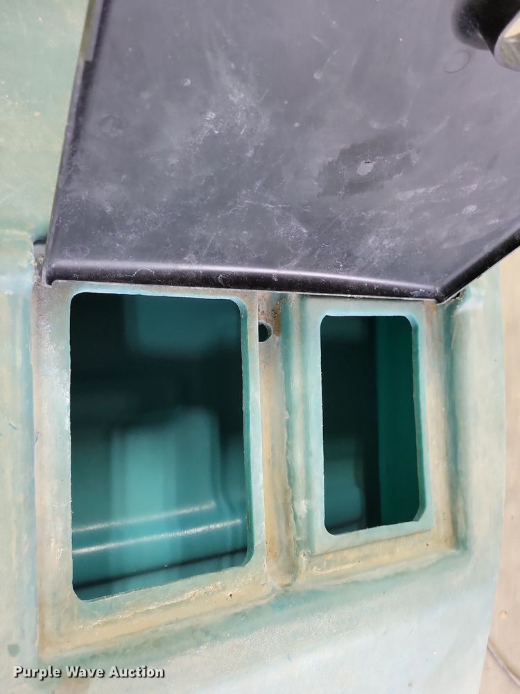 image for item IQ9903 Tennant 5680  sweeper