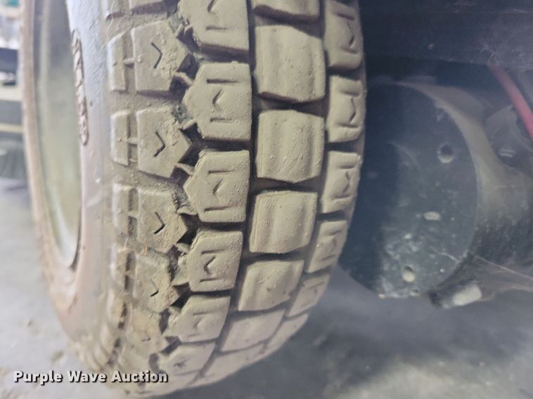 image for item IQ9903 Tennant 5680  sweeper