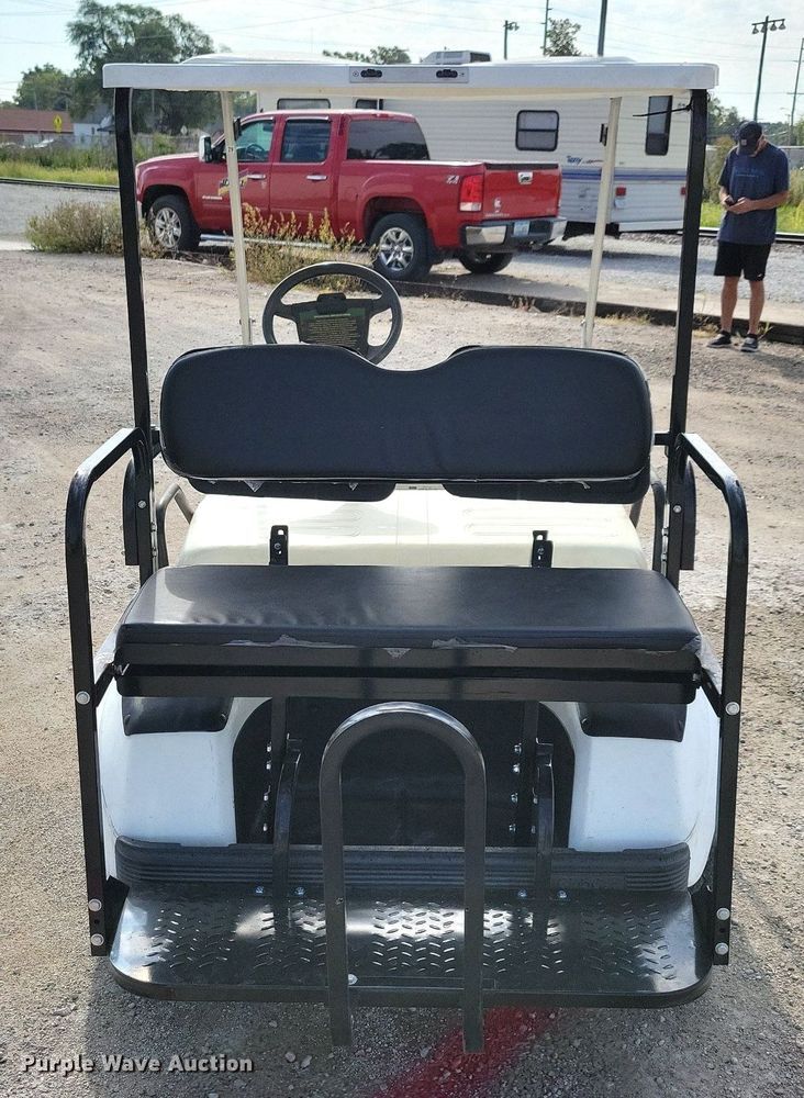 image for item IQ9935 Club Car  golf cart