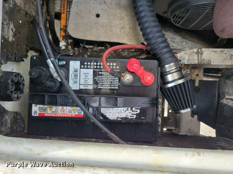 image for item IQ9935 Club Car  golf cart