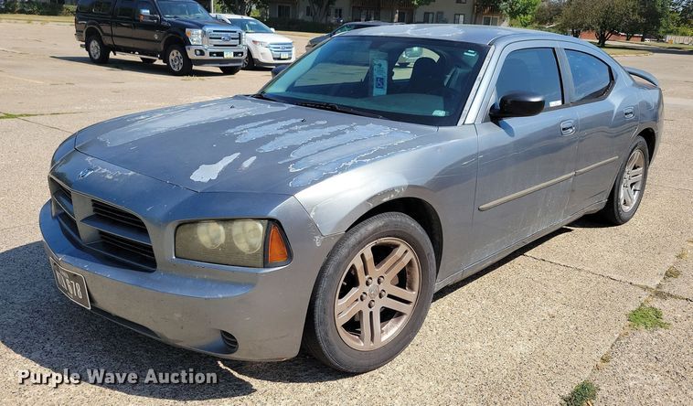 image for item IQ9937 2006 Dodge Charger  sedan