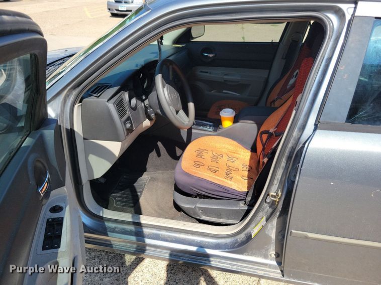 image for item IQ9937 2006 Dodge Charger  sedan