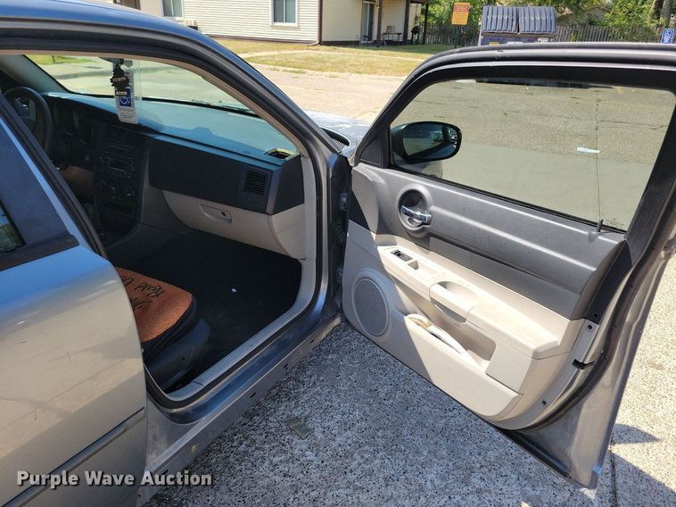 image for item IQ9937 2006 Dodge Charger  sedan