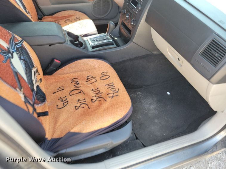 image for item IQ9937 2006 Dodge Charger  sedan