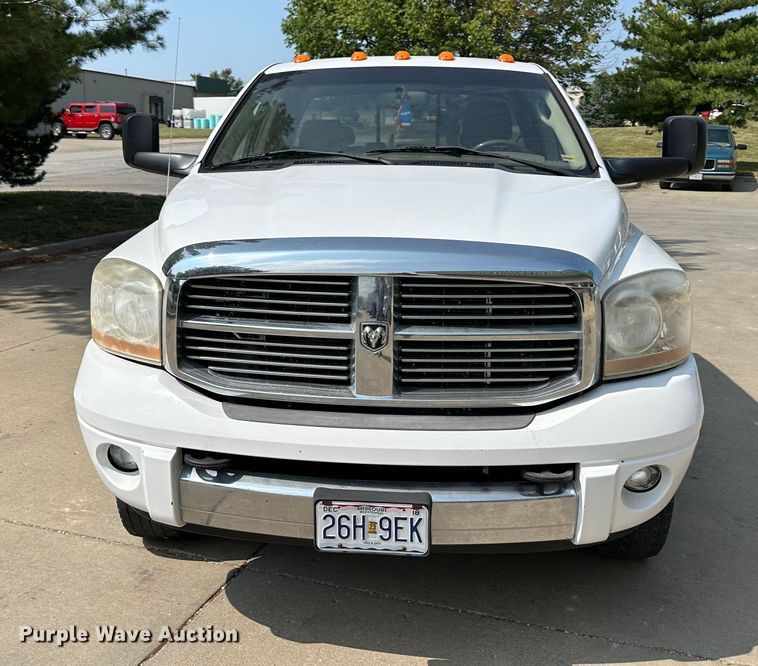 image for item JD9041 2006 Dodge Ram 3500  Quad Cab pickup truck