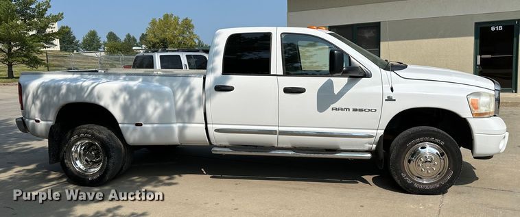 image for item JD9041 2006 Dodge Ram 3500  Quad Cab pickup truck