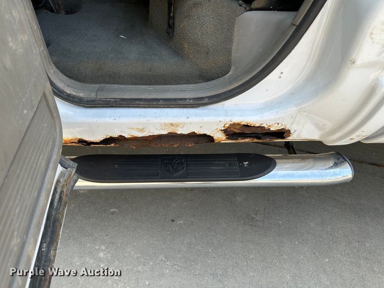 image for item JD9041 2006 Dodge Ram 3500  Quad Cab pickup truck