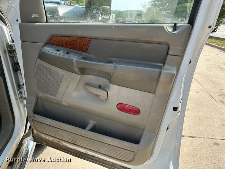 image for item JD9041 2006 Dodge Ram 3500  Quad Cab pickup truck