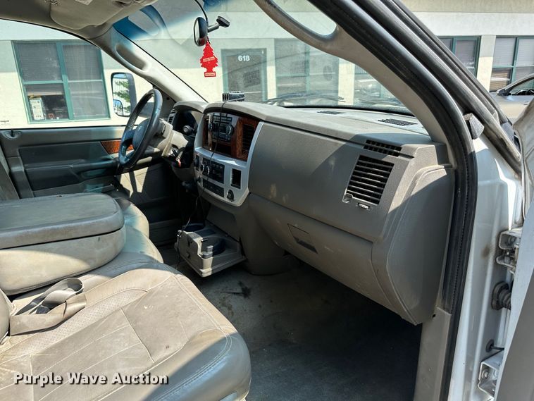 image for item JD9041 2006 Dodge Ram 3500  Quad Cab pickup truck