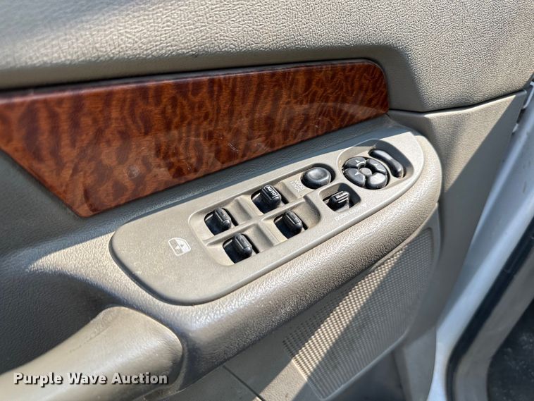 image for item JD9041 2006 Dodge Ram 3500  Quad Cab pickup truck